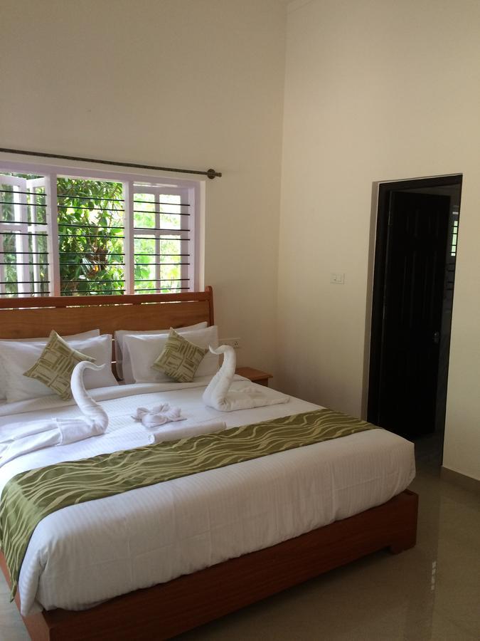Leisure Vacations Whispering Woods Otel Madikeri Dış mekan fotoğraf
