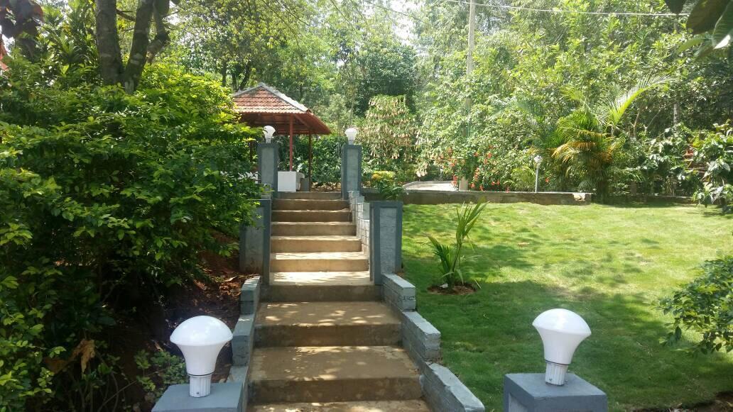 Leisure Vacations Whispering Woods Otel Madikeri Dış mekan fotoğraf